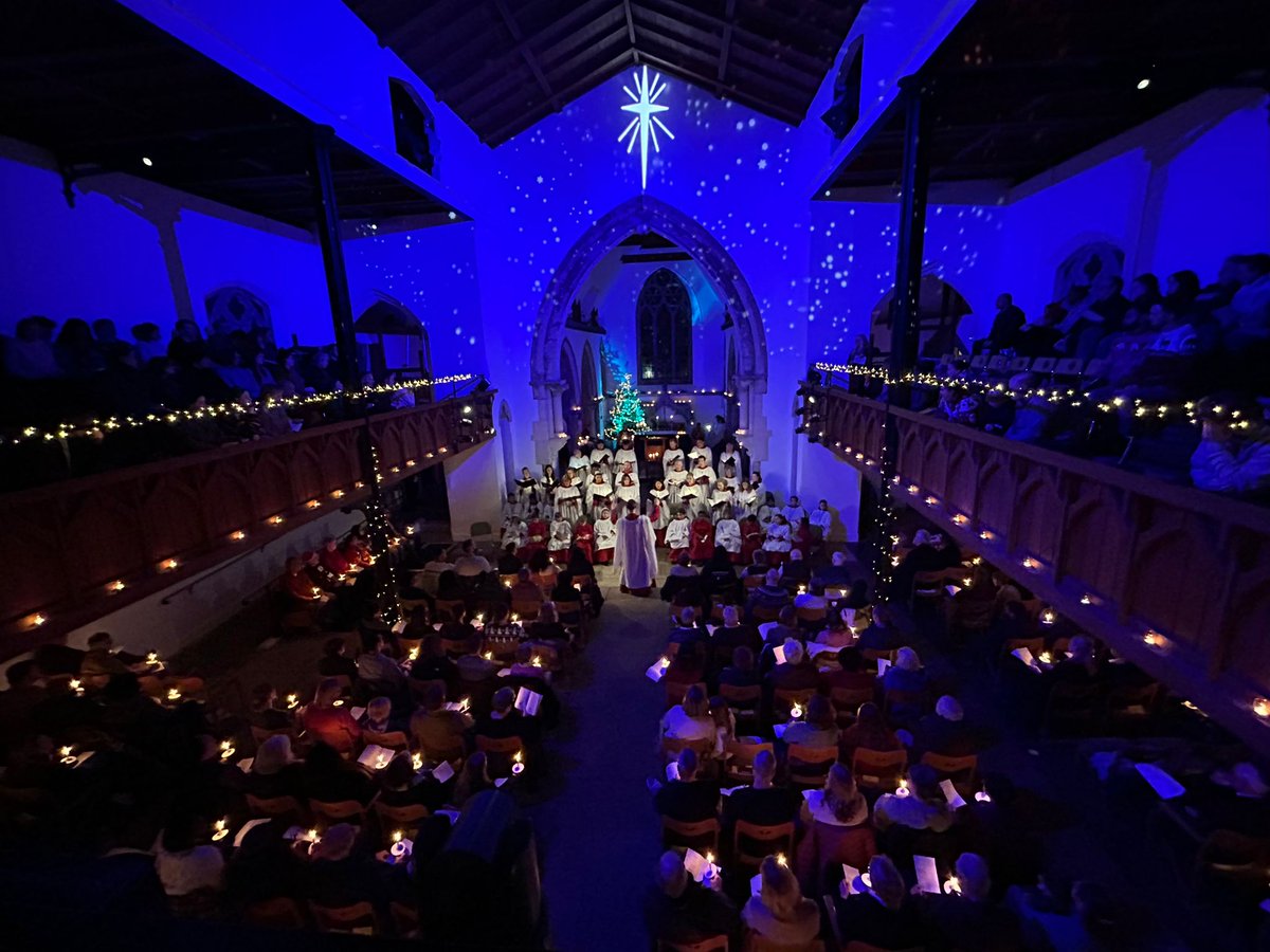 St Leonard's Church tweet media