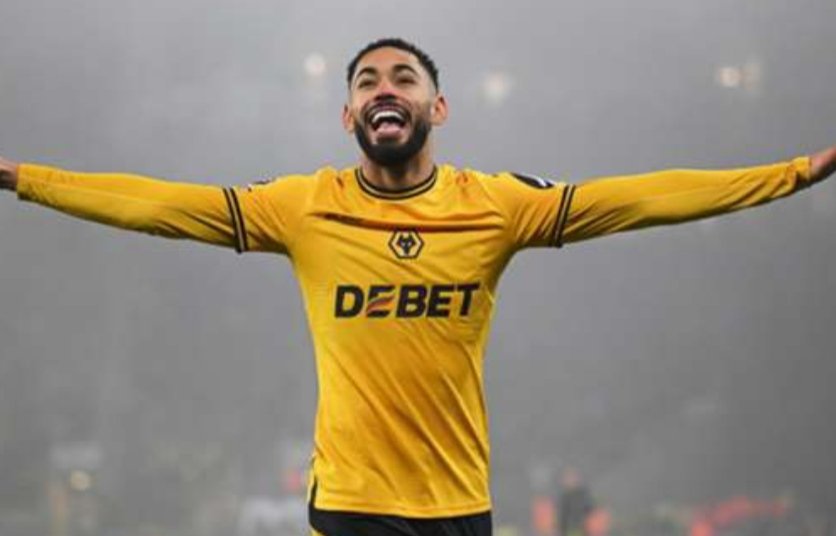 CricUniverse7's tweet photo. Wolves Beat Man Utd by
2️⃣ - 0️⃣ in the latest Premier League match.
Matheus Cunha scored a goal in 5️⃣8️⃣' minutes
Hwang score a goal in 9️⃣0️⃣+9️⃣'
#WOLMUN
#PremierLeague
#WolvesManu
#MUFC https://t.co/tLZbhJepw9