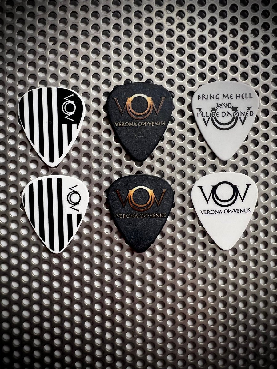 Verona on Venus tweet media