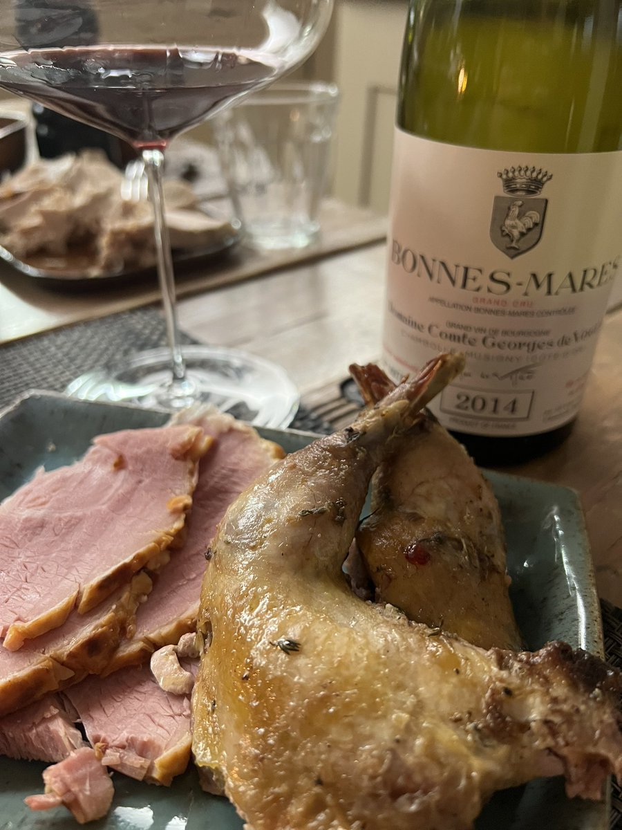 Roasted pheasant from <a href="/cavistons/">Cavistons Food Emp.</a> with Bonnes Mares from a cool vintage in Burgundy…. 2014 #comtegeorgesdevogue <a href="/vinostito/">vinostito</a> …… very happy