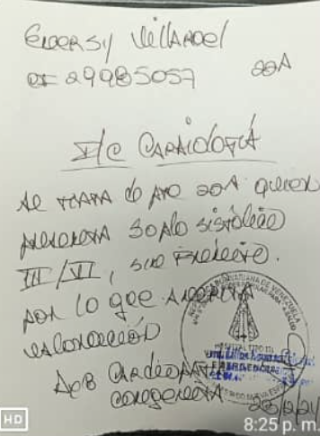 JEPvzla's tweet photo. Familiares de Emersy Villarroel, detenida en el contexto poselectoral, denuncian que el estado de salud de la joven se encuentra debilitado. Desde su detención ha experimentado alteraciones en la tensión arterial, que le ha causado desmayos y vómitos. 

Hacemos un llamado urgente a las autoridades para que se garantice la pronta liberación de Emersy Villarroel para que reciba la atención médica necesaria.

Solicitamos a las autoridades que revisen detenidamente el caso de Emersy Villarroel, asegurando que se respeten sus derechos humanos, se asegure el debido proceso y se garantice su bienestar.  

#JusticiaYLibertad