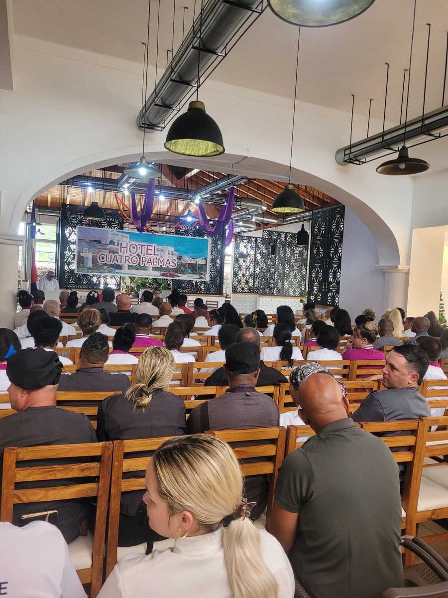 En la jornada de hoy, realiza el <a href="/Hotel4Palmas_/">Hotel Cuatro Palmas</a> acto político y chequeo de emulación en saludo del Aniversario 66 del Triumfo de la Revolución.