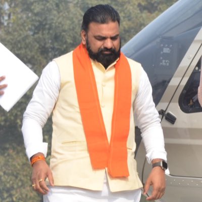 samratForBihar's tweet photo. बिहार के हर गांव और हर व्यक्ति को साथ लेकर चलने की उनकी सोच, राज्य को नई ऊंचाइयों पर ले जा रही है!!
@samrat4bjp
#samratchoudhary #samrat4bihar #samrat4cm #samrat4bjp #deputycm #bihar #nextcmobihar #BiharNews #BiharPolitics #bjp #samratmodel #cm #biharcm #bihari https://t.co/h9UpFWREyH
