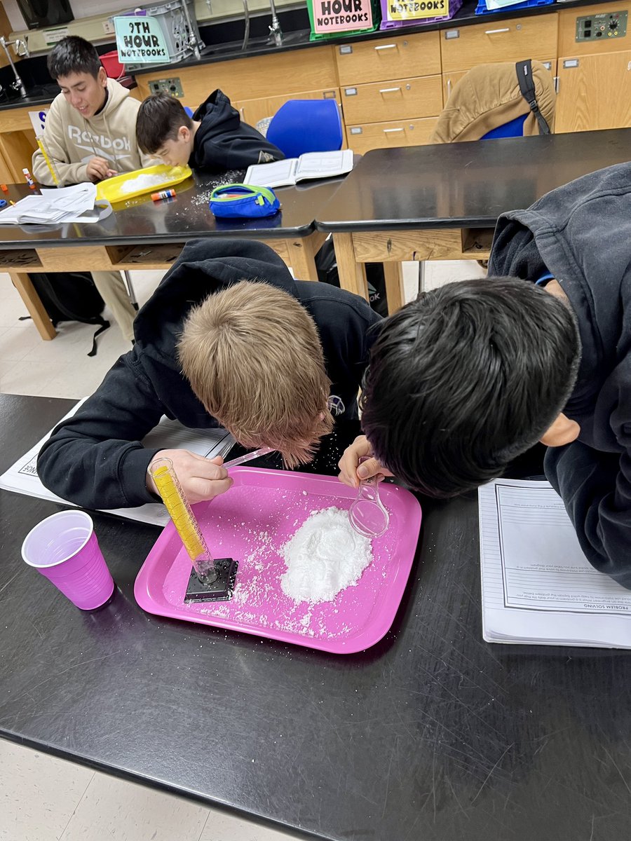 hellomrssnyder's tweet photo. Insta-Snow lab from before winter break…The lab is from Mrs. Nelson’s Middles!

#middleschoolscience #middleschoolclassroom #science #sciencelab #instasnow https://t.co/0MRFhlFwJx