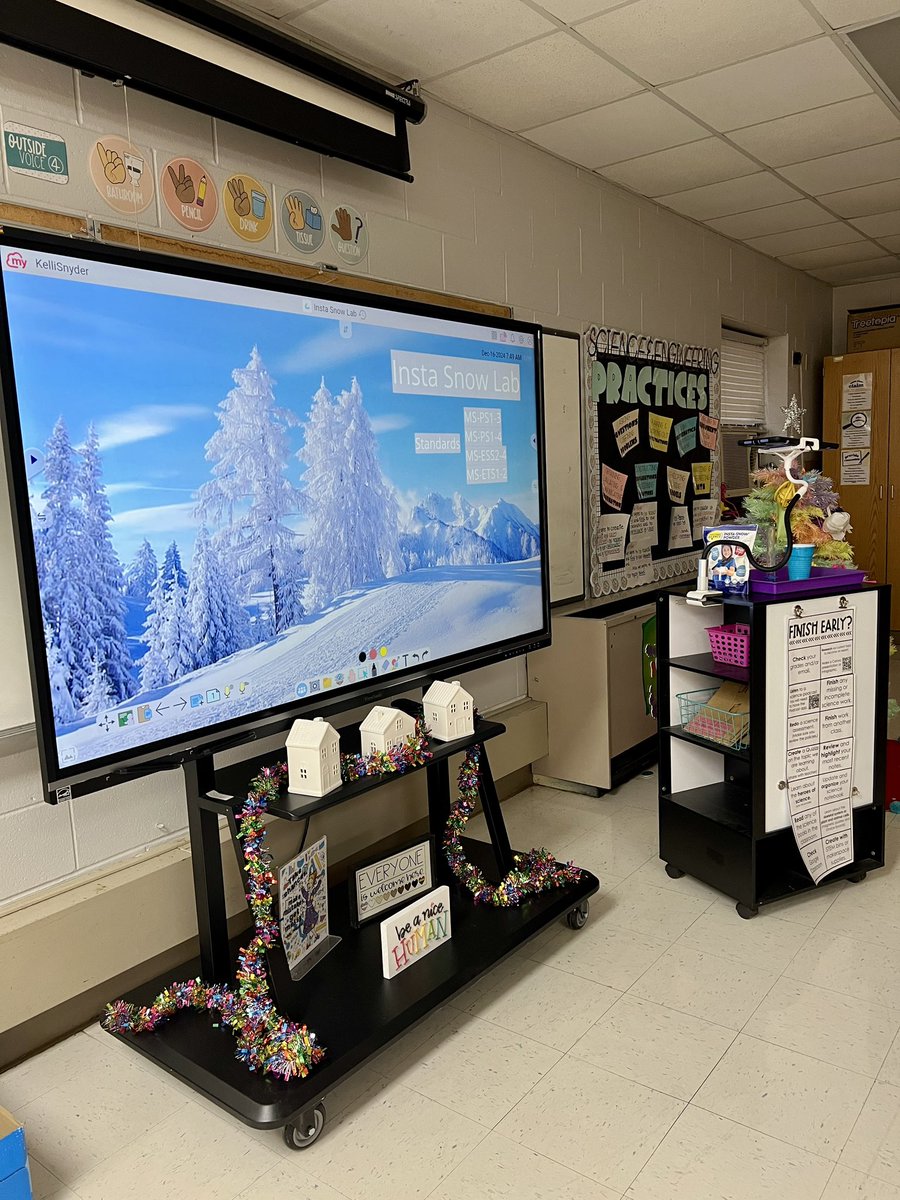 hellomrssnyder's tweet photo. Insta-Snow lab from before winter break…The lab is from Mrs. Nelson’s Middles!

#middleschoolscience #middleschoolclassroom #science #sciencelab #instasnow https://t.co/0MRFhlFwJx