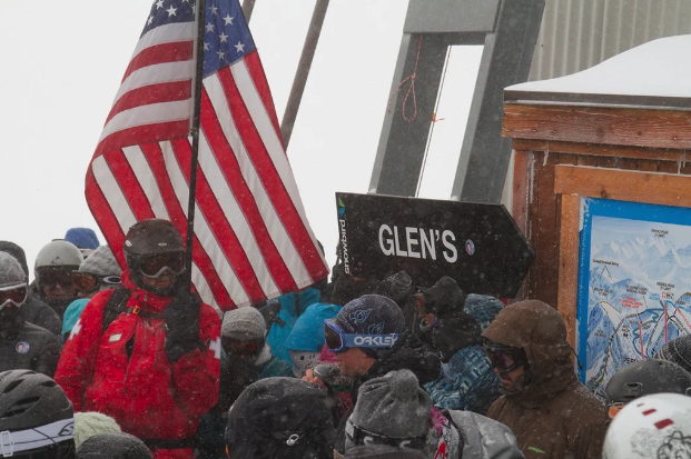 GDMFtweet's tweet image. In 2013 @Snowbird  Resort honored the memory of Glen by dedicating a run in his name. 
skimag.com/adventure/snow…

(📸 Dedication ceremony atop hidden peak. Snowbird. Photo by Matt Crawley)

@skimagonline 

#GDMF #GlenDohertyMemorialFoundation  #Snowbird #Skiing #Tribute #Hero
