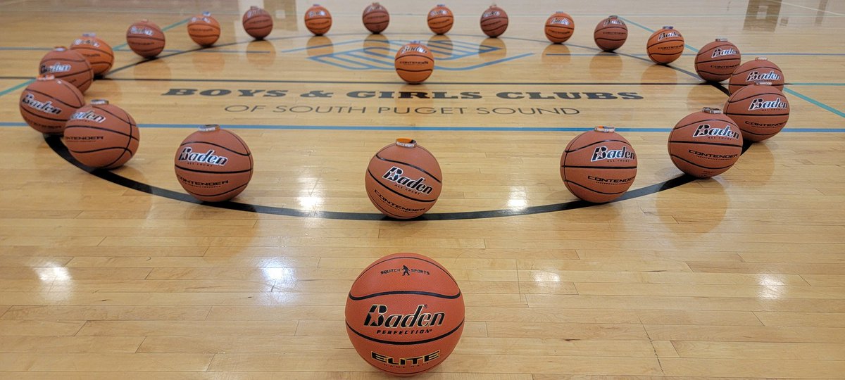 So you didn't get everything you wanted for Christmas? Get it 15% off all Baden balls here: badensports.com/SQUATCHSPORTS15
#ballislife #hoopers #basketball