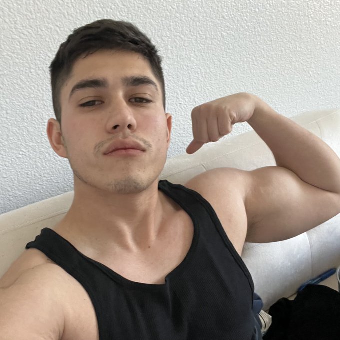 Watch homemadevideosXX's leaked NSFW photo on TwXstars