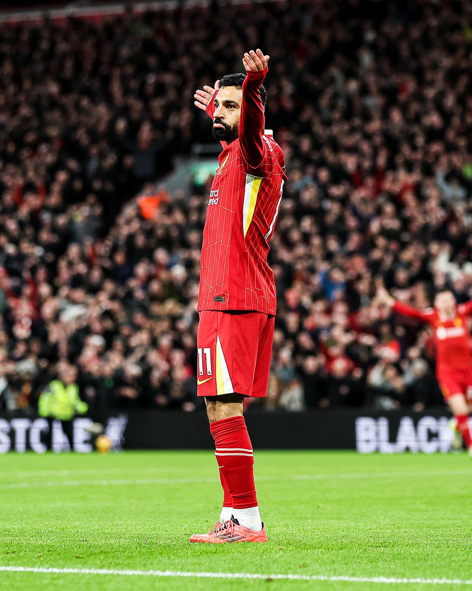 FabrizioRomano's tweet photo. 🔴🤴🏼 19 goals, 15 assists in all competitions this season for Liverpool.

Insane, fantastic season by Mo Salah. https://t.co/aa0ww9ZEwz