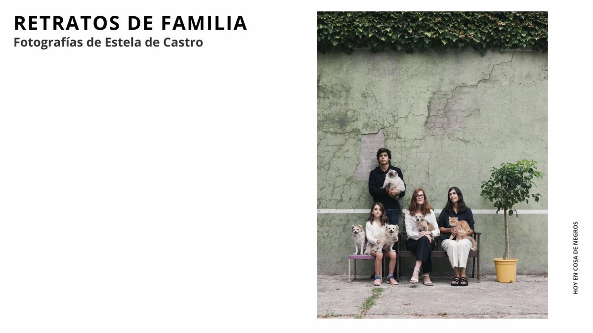 #Jueves #CosaDeNegros 
#Foto con <a href="/cosin_flor/">Flor Cosin</a> Retratos de familia de la PH española Estela de Castro. Un grupo de retratos que muestran familias conformadas por personas y animales, en las que los últimos ocupan un lugar afectivo tan importante como el resto de sus integrantes.