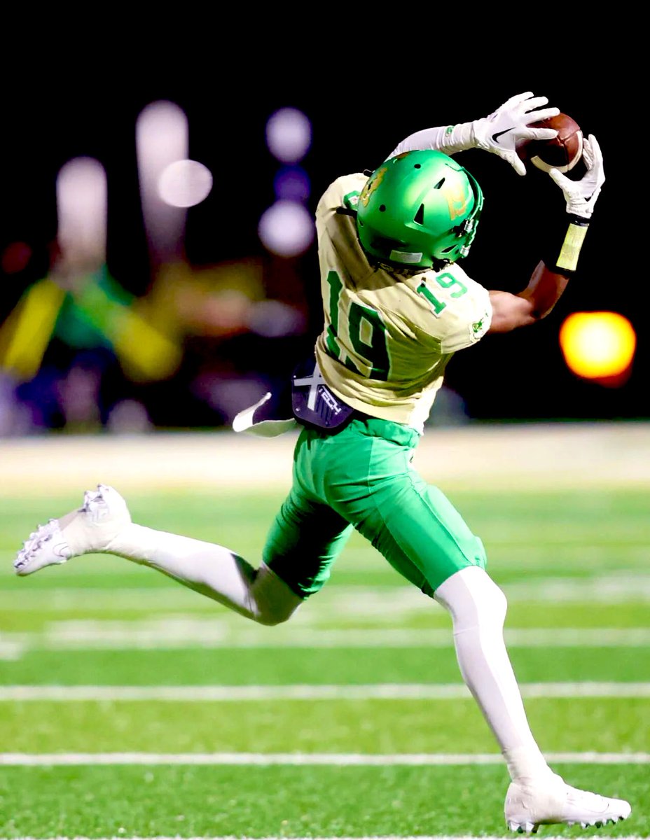 T O R R E C O S T I N (@torre_costin1) on Twitter photo JR SZN HIGHLIGHTS!! IM GONNA BE BACK
#AGTG
hudl.com/v/2RLYCB
<a href="/buford_football/">Buford Football</a> <a href="/CoachApp35/">Bryant Appling</a> <a href="/Coach_Davis22/">Coach Davis</a> <a href="/manleykyle/">Coach Kyle Manley</a> <a href="/JadenHunter9/">Coach Jaden Hunter</a> <a href="/Coach_Thompson_/">Corey Thompson</a> <a href="/CoachCondon16/">Gus Condon</a> <a href="/On3Recruits/">On3 Recruits</a> <a href="/RecruitGeorgia/">Recruit Georgia</a> <a href="/ChadSimmons_/">ChadSimmons</a> <a href="/RustyMansell_/">Rusty Mansell</a> <a href="/JeremyO_Johnson/">Jeremy Johnson</a> <a href="/deucerecruiting/">Deuce Recruiting✌️</a> <a href="/GregSmithRivals/">Greg Smith</a> JR SZN HIGHLIGHTS!! IM GONNA BE BACK
#AGTG
hudl.com/v/2RLYCB
<a href="/buford_football/">Buford Football</a> <a href="/CoachApp35/">Bryant Appling</a> <a href="/Coach_Davis22/">Coach Davis</a> <a href="/manleykyle/">Coach Kyle Manley</a> <a href="/JadenHunter9/">Coach Jaden Hunter</a> <a href="/Coach_Thompson_/">Corey Thompson</a> <a href="/CoachCondon16/">Gus Condon</a> <a href="/On3Recruits/">On3 Recruits</a> <a href="/RecruitGeorgia/">Recruit Georgia</a> <a href="/ChadSimmons_/">ChadSimmons</a> <a href="/RustyMansell_/">Rusty Mansell</a> <a href="/JeremyO_Johnson/">Jeremy Johnson</a> <a href="/deucerecruiting/">Deuce Recruiting✌️</a> <a href="/GregSmithRivals/">Greg Smith</a>