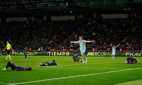 📢 Desde la #Unión queremos manifestar nuestra indignación por la reciente manipulación de una foto histórica por parte de <a href="/LaLiga/">LALIGA</a>. Cambiar al protagonista de un momento decisivo para beneficiar la imagen de un jugador es un acto que atenta contra la integridad del fútbol y la