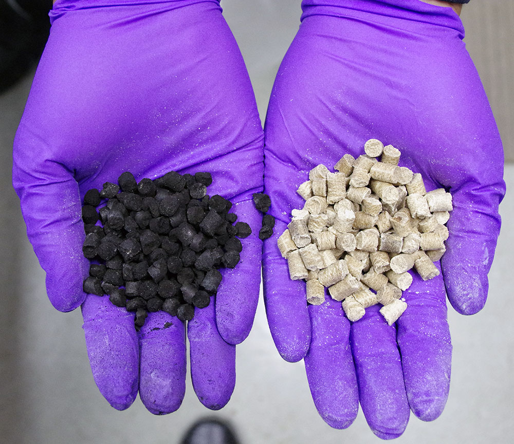 Journal of Environmental Quality (@jenvironqual) on Twitter photo JEQ featured article! Enhancing dissolved inorganic #phosphorous capture by gypsum-incorporated #biochar: Synergic performance and mechanism
#OpenAccess study by Katuwal, Circenis, Zhao & Zheng doi.org/10.1002/jeq2.2…
<a href="/ISTCatUIUC/">Illinois Sustainable Technology Center</a> JEQ featured article! Enhancing dissolved inorganic #phosphorous capture by gypsum-incorporated #biochar: Synergic performance and mechanism
#OpenAccess study by Katuwal, Circenis, Zhao & Zheng doi.org/10.1002/jeq2.2…
<a href="/ISTCatUIUC/">Illinois Sustainable Technology Center</a>