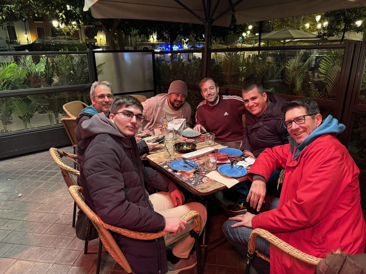 Última meetup del año disfrutando de amigos #WordPress y celebrando la Navidad! #WordPress