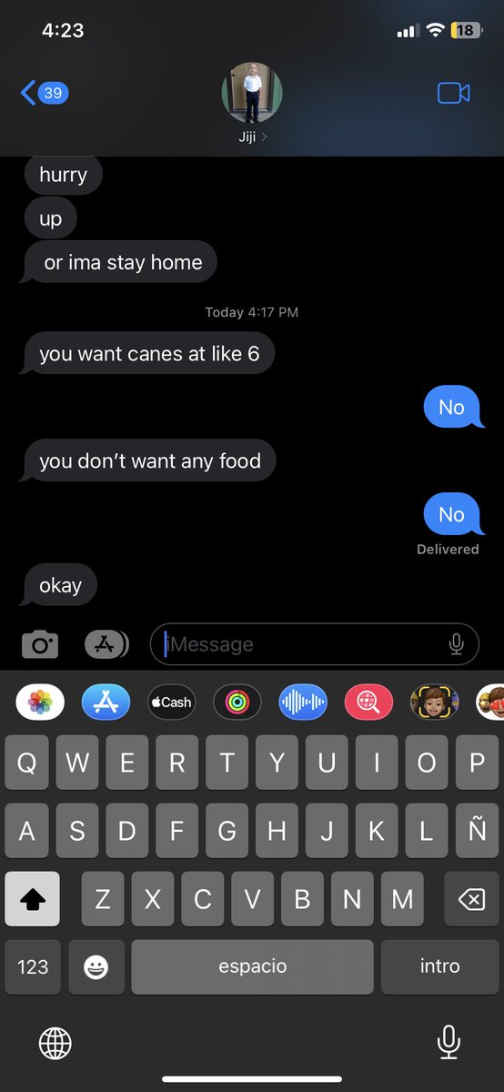 bugskeleton's tweet image. My brother is trying to keep my back big🤧