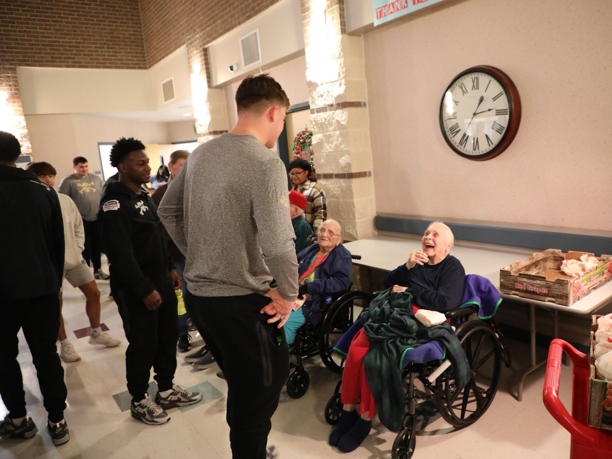 IndyBowl's tweet photo. The players and staff of @ArmyWP_Football came out to visit residents of the Northwest Louisiana Veterans Home today. The residents shared stories of their time in the military and gave wisdom to the next generation of service members. https://t.co/Sg3SafErGR