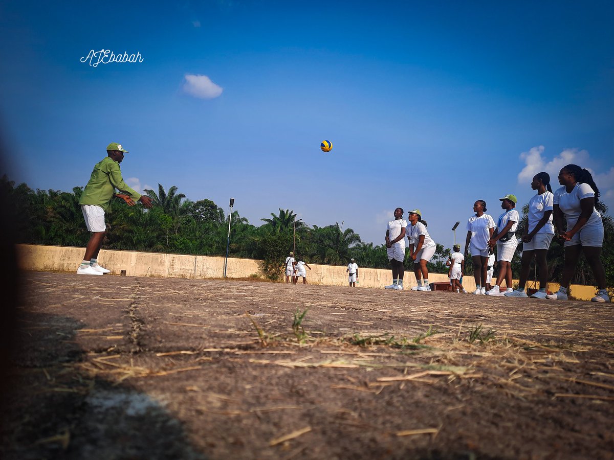 AJEbabahStudio's tweet photo. Creative volleyball 🏐 shots @officialnyscng orientation camp.

📱 Samsung galaxy A51 
🎨 Lightroom 

#art #photography #แบงค์เลสเตอร์ #SquidGame2    #olamide #ybnl https://t.co/W6Y66srtql