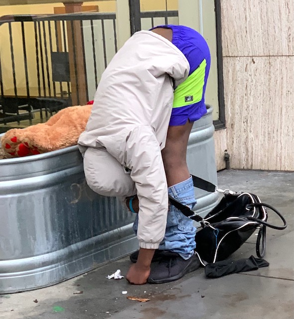 BreedsSf's tweet photo. San Francisco has the most interesting sidewalks.... if you look long enough, you just might find foil right by your hand.....  but keep your pants on because it is cold outside.

#fentanyl  #saveSF  #ItsDrugsNotHomelessness in #SF. https://t.co/9SxRbp8Ooe