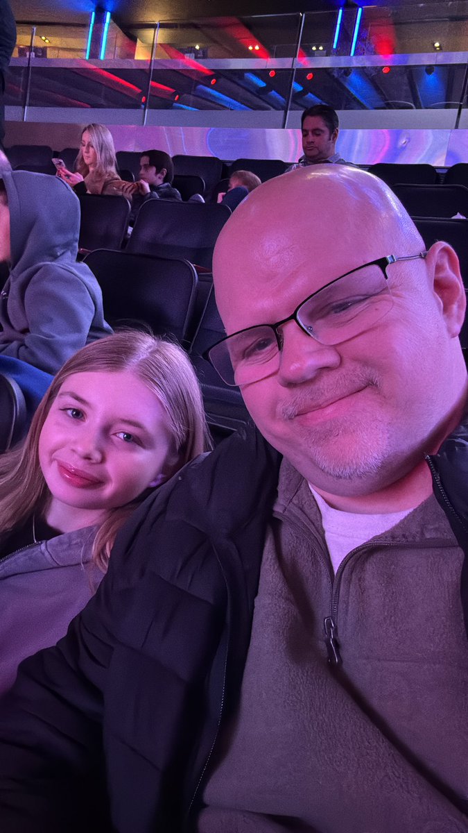 WrpdRealityPod's tweet photo. At Holiday Tour! Olivia and Gianna Rock! #wwemsg https://t.co/z6vx1m8onb