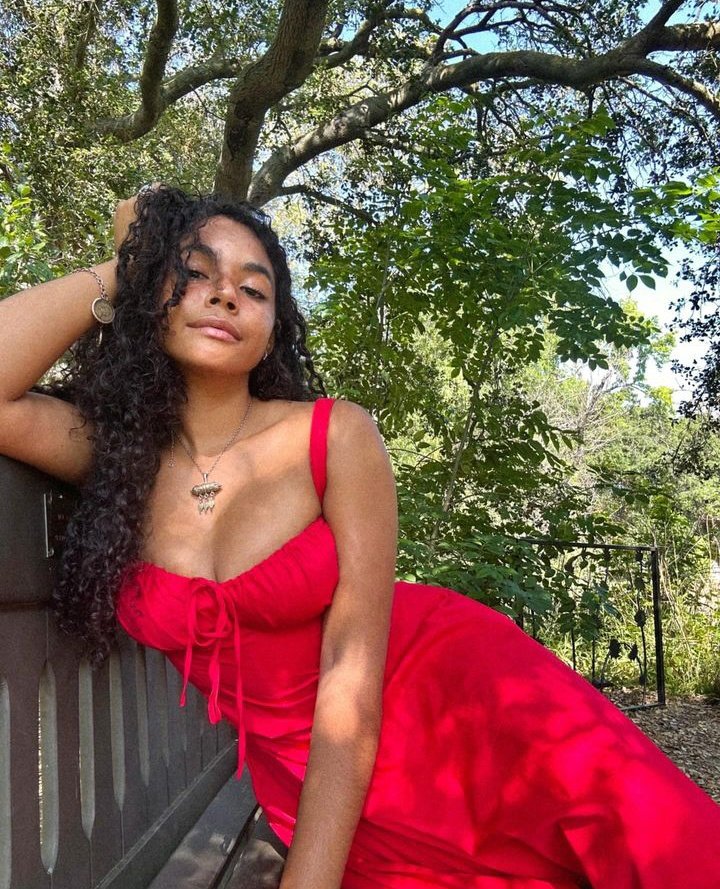 Contenthouse(s)(fake. don't rt.) tweet media