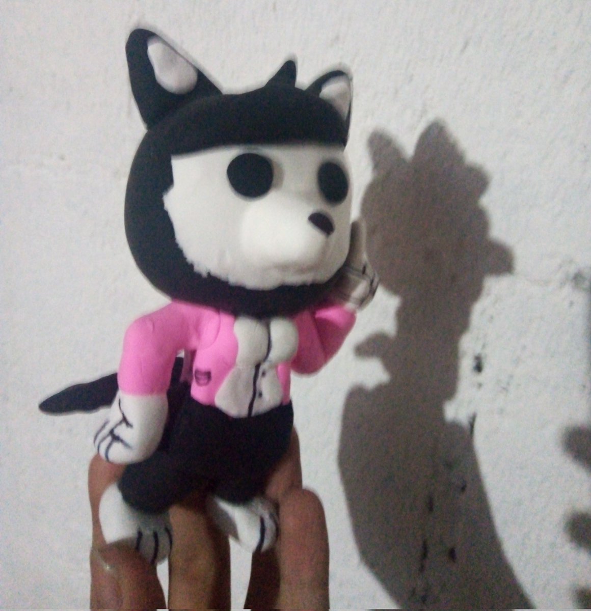 Anderso30823054's tweet image. Hice un regalo de navidad que me encanta mucho sus contenido y me hace reír pues es @M4L4DuWaffle te hice un regalo de tu primer avance Feliz Navidad ojalá le gusta te tu regalo patrona