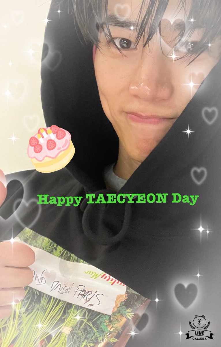 88MIKAcat's tweet photo. 생일축하해요🎉🎂🥳

@taeccool 
 #Happy_TY_Day https://t.co/aCJ4JpVPtT