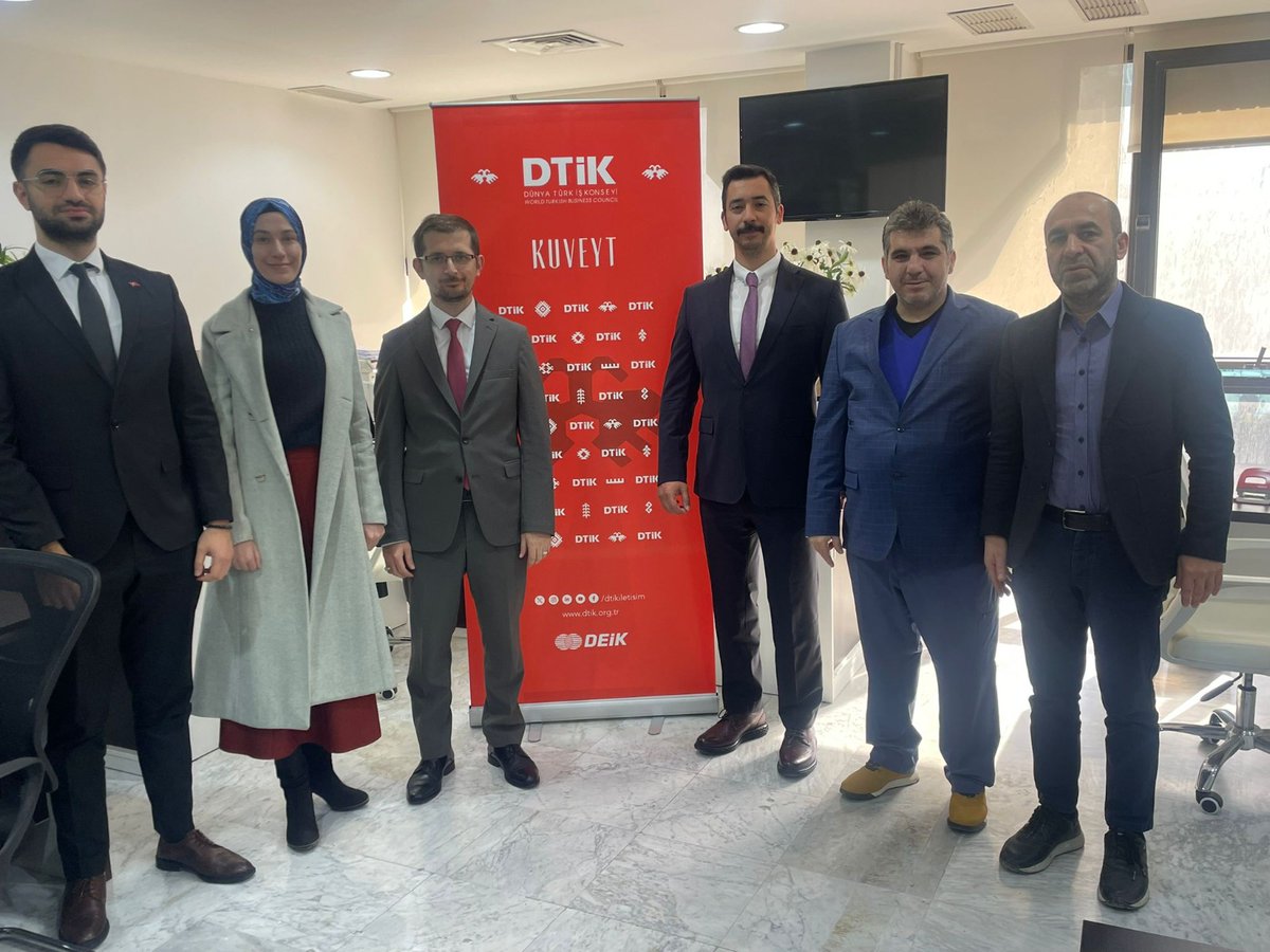 Dünya Türk iş konseyi (DTİK) Kuveyt Temsilciliği olarak , Ticaret Müşavirimiz Mustafa Oğuzhan Korkmaz Bey, Zeynep Kümürcü Hanımefendi ile birlikte Ülkede İnşaat sektöründe öncü Türk Müteahhitlik firmalarımızdan Kolin İnşaat Ülke Müdürü Alican Hayvalı ve Finans Müdürü Fatih