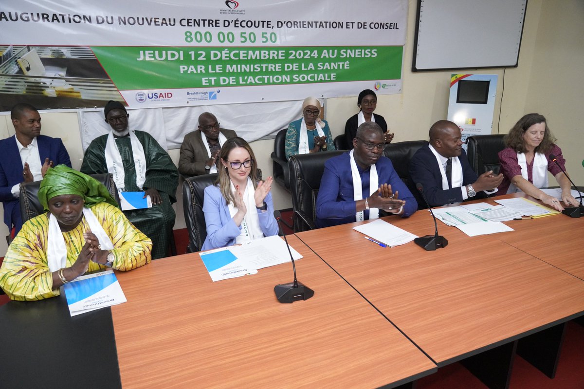 SneipsO's tweet photo. Retour en images sur l’inauguration de la nouvelle salle du Centre d’Écoute et d’Orientation (#CEOC) du @santegouv_sn , connu sous le numéro vert : 800 00 50 50. Grâce à l’@USAIDSenegal et son projet #BreakthroughAction, https://t.co/5lTgBKlUe5