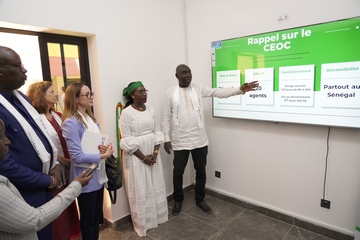SneipsO's tweet photo. Retour en images sur l’inauguration de la nouvelle salle du Centre d’Écoute et d’Orientation (#CEOC) du @santegouv_sn , connu sous le numéro vert : 800 00 50 50. Grâce à l’@USAIDSenegal et son projet #BreakthroughAction, https://t.co/5lTgBKlUe5