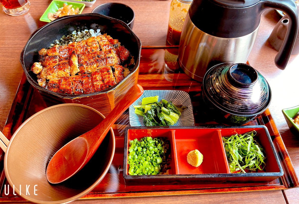 今度大事な会議があるからみんなでうなぎ食べて頑張ろう会してきた💪😋
話の中で結果利用者の笑顔が見たいよねってみんなで意見一致したの結構好きだな🤗