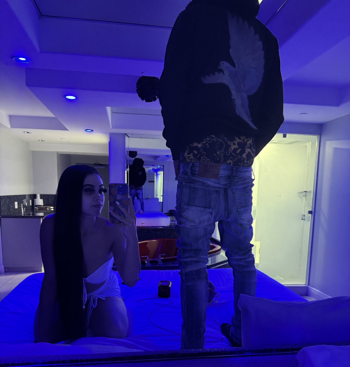Ybim_p's tweet photo. I love him down real bad 🖤 https://t.co/ZIJxnvmIRe