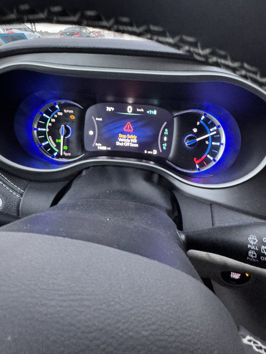 StevenZed's tweet photo. @avisrentai  I received a car that was unsafe to drive it shut down twice in traffic ( Pacifica Hybrid). They told me to return it  to the airport  it shut down on the highway 4 times on the I95 we barely were able to get to the soft shoulder .life threatening  .+ charge me more https://t.co/iArIWrpPHR