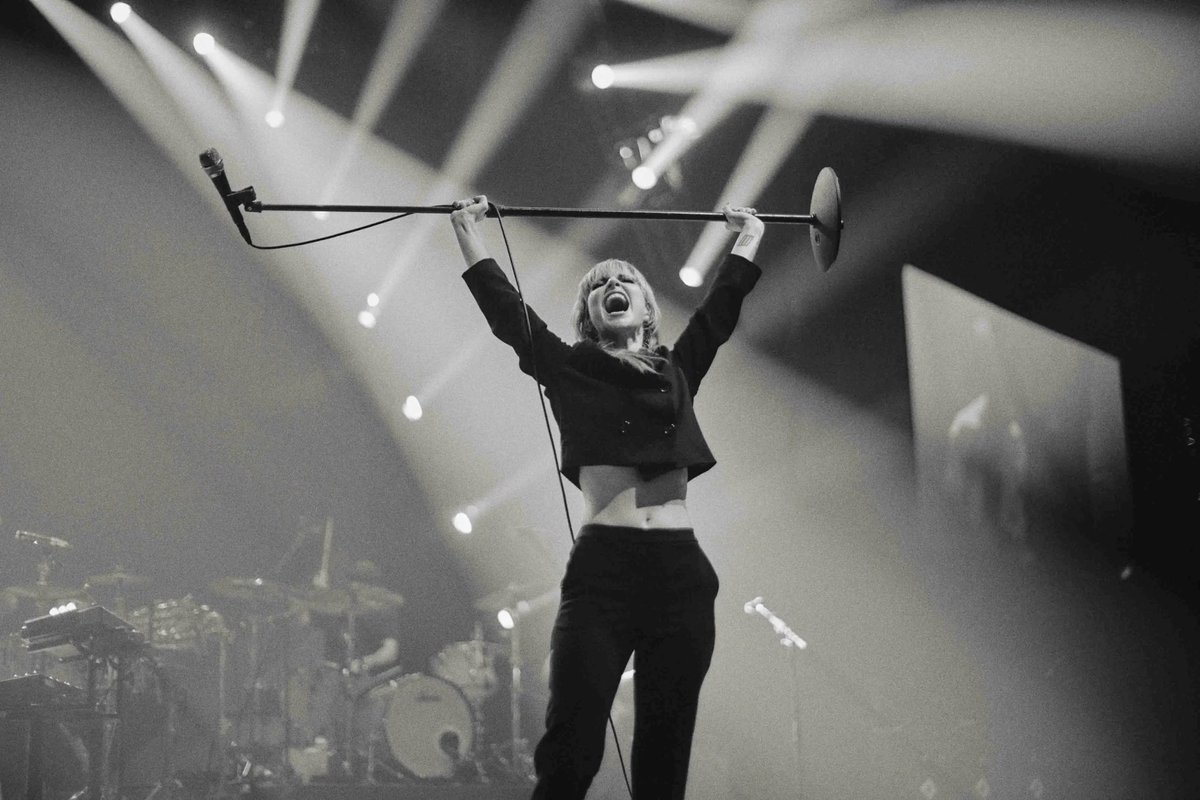 paratimes's tweet photo. Happy birthday to Hayley Williams, the amazing inspiring woman who may not have been in my life for long, but has made such an lifelong impact ❤️ https://t.co/HMTTq0ZXQ3