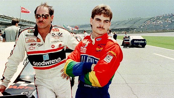 FoxiFyer's tweet photo. @NASCAR https://t.co/7Zjzr3W7PO