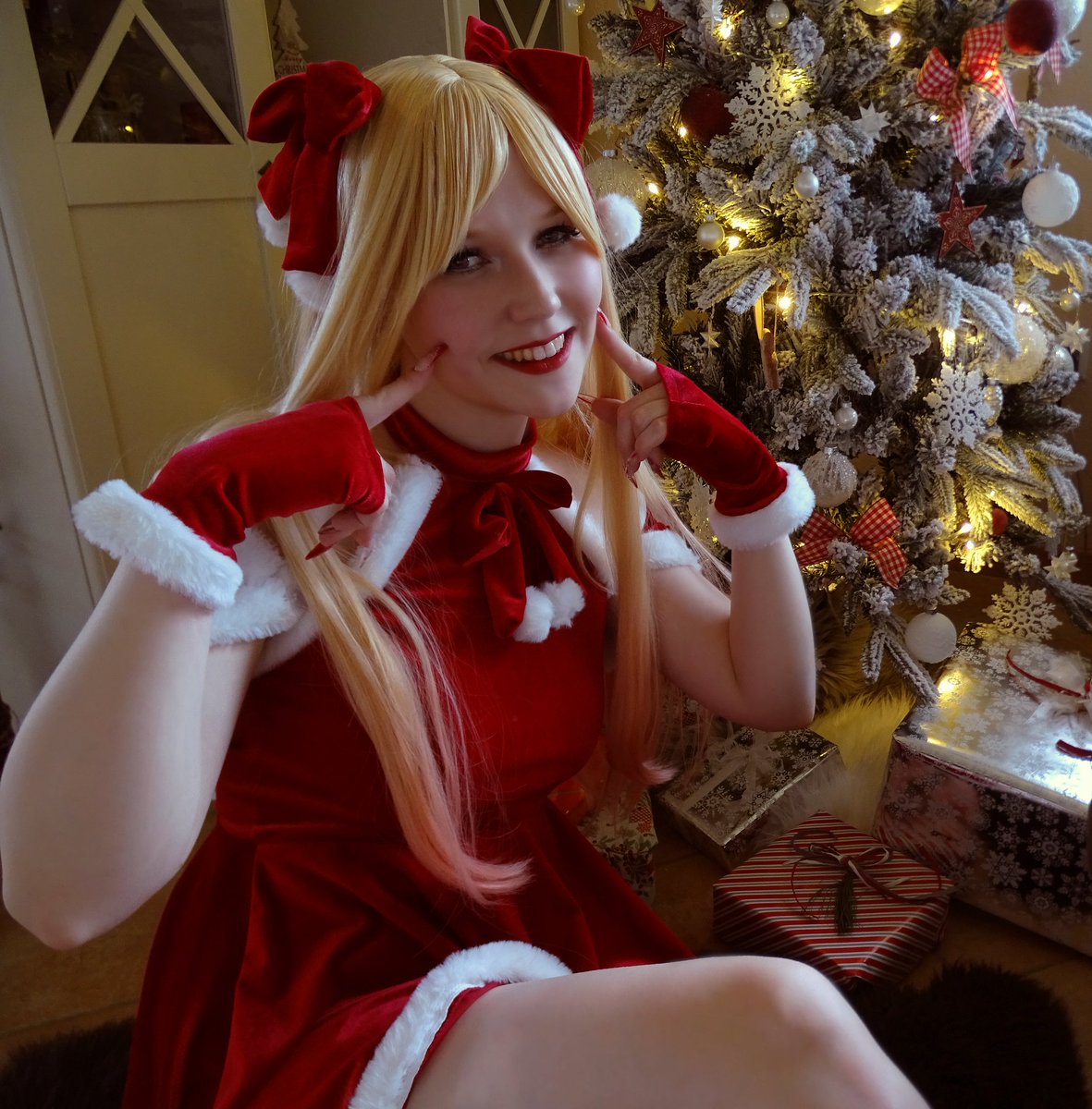 JanifyPremium's tweet photo. Merry Christmas 🎄 

#cosplay #MeryChristmas https://t.co/1OAVzjZeOS