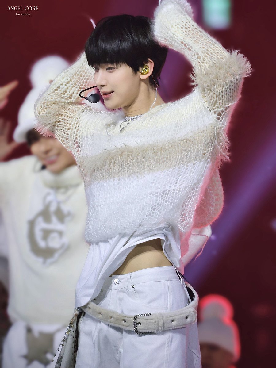 yipipsama's tweet photo. ผู้ชายทั้งโลกหึงนาง https://t.co/1NrgzZsUsh