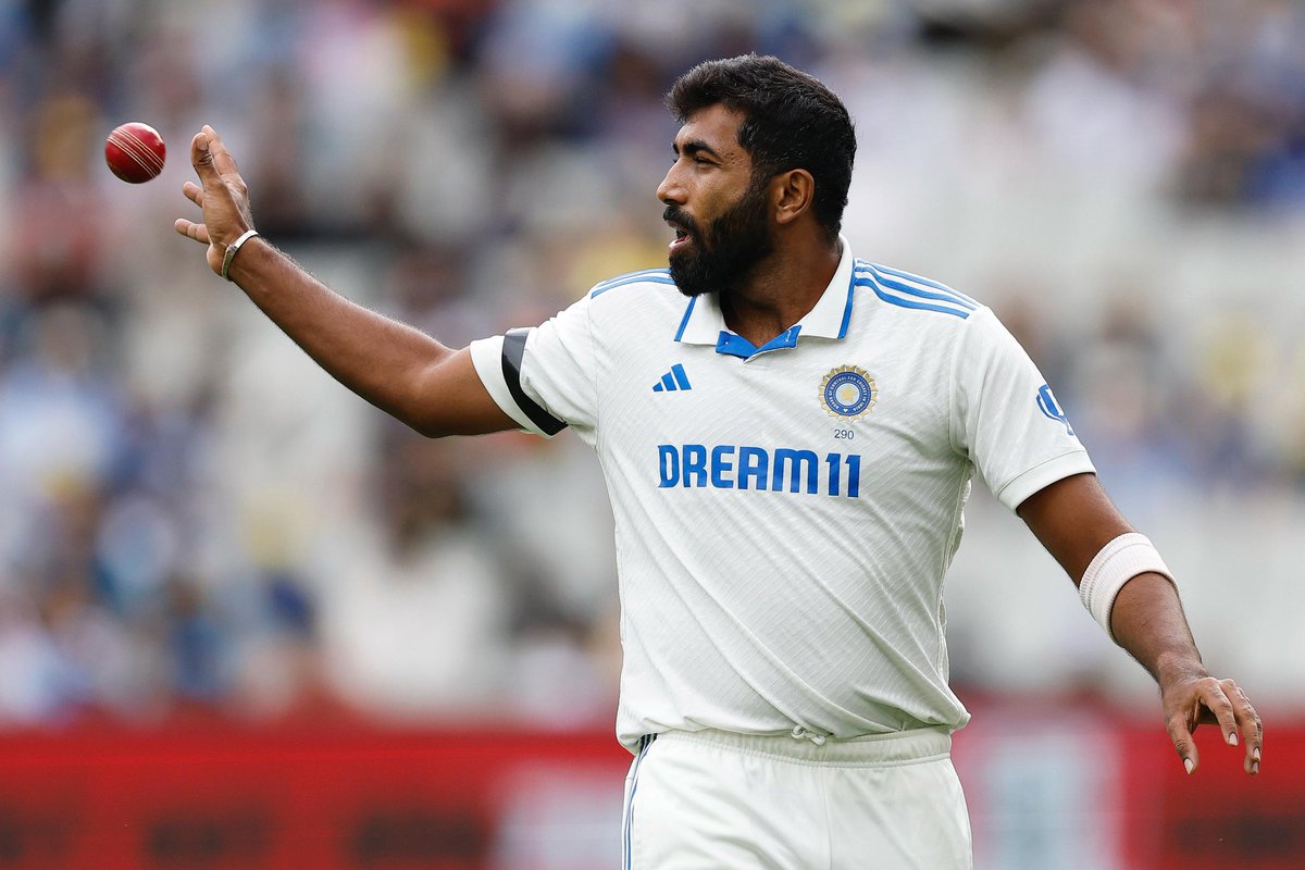 BCCI's tweet image. The Indian Cricket Team is wearing black armbands as a mark of respect to former Prime Minister of India Dr Manmohan Singh who passed away on Thursday.