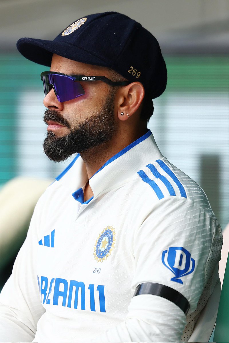 BCCI's tweet image. The Indian Cricket Team is wearing black armbands as a mark of respect to former Prime Minister of India Dr Manmohan Singh who passed away on Thursday.