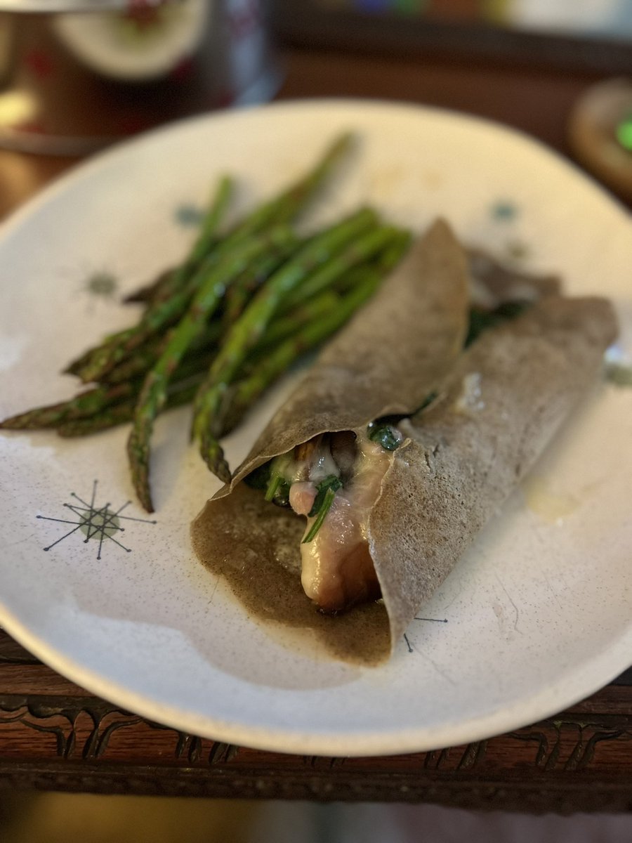 Rizabellepow's tweet photo. Galette de Bretagne! So so so good! #AndSheCooks https://t.co/mvEDTwpwX9