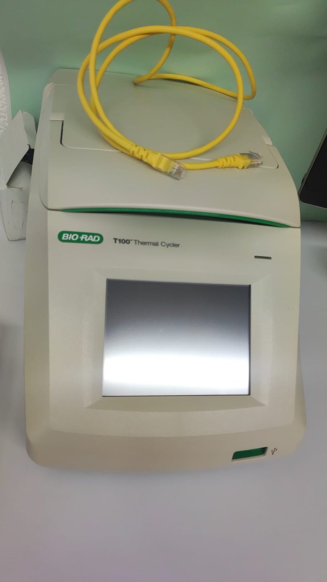 Boletos_CDMX_'s tweet photo. Banda todo el año les ayudamos en este humilde perfil con sus publicaciones de venta de boletos, alguien podría ahora echarme la mano? 

Se vende equipo de laboratorio completamente original 

- Termociclador Bio Rad T-100 Nuevo https://t.co/xrshJ0eCZn