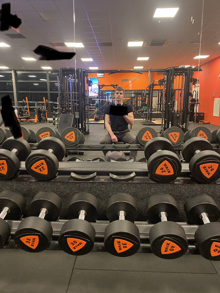 MaartenFlier's tweet photo. Chest back.  💪🫡 https://t.co/t8BHFIK1by