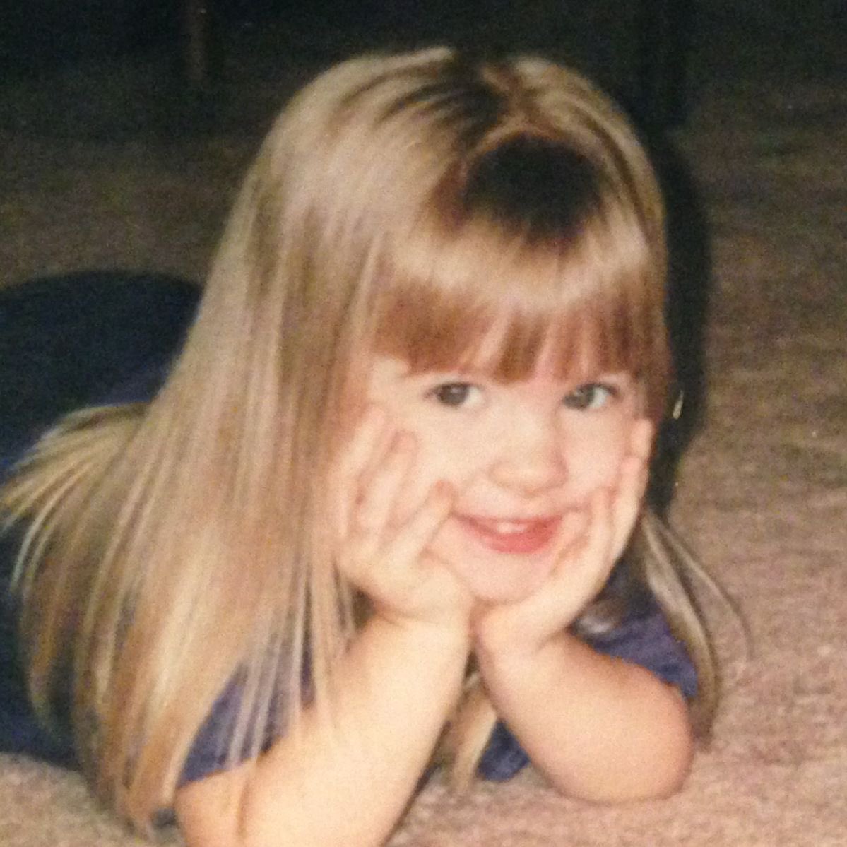 icaughttmyself's tweet photo. happy birthday hayley 🎈 https://t.co/o2qfG5S4Hq