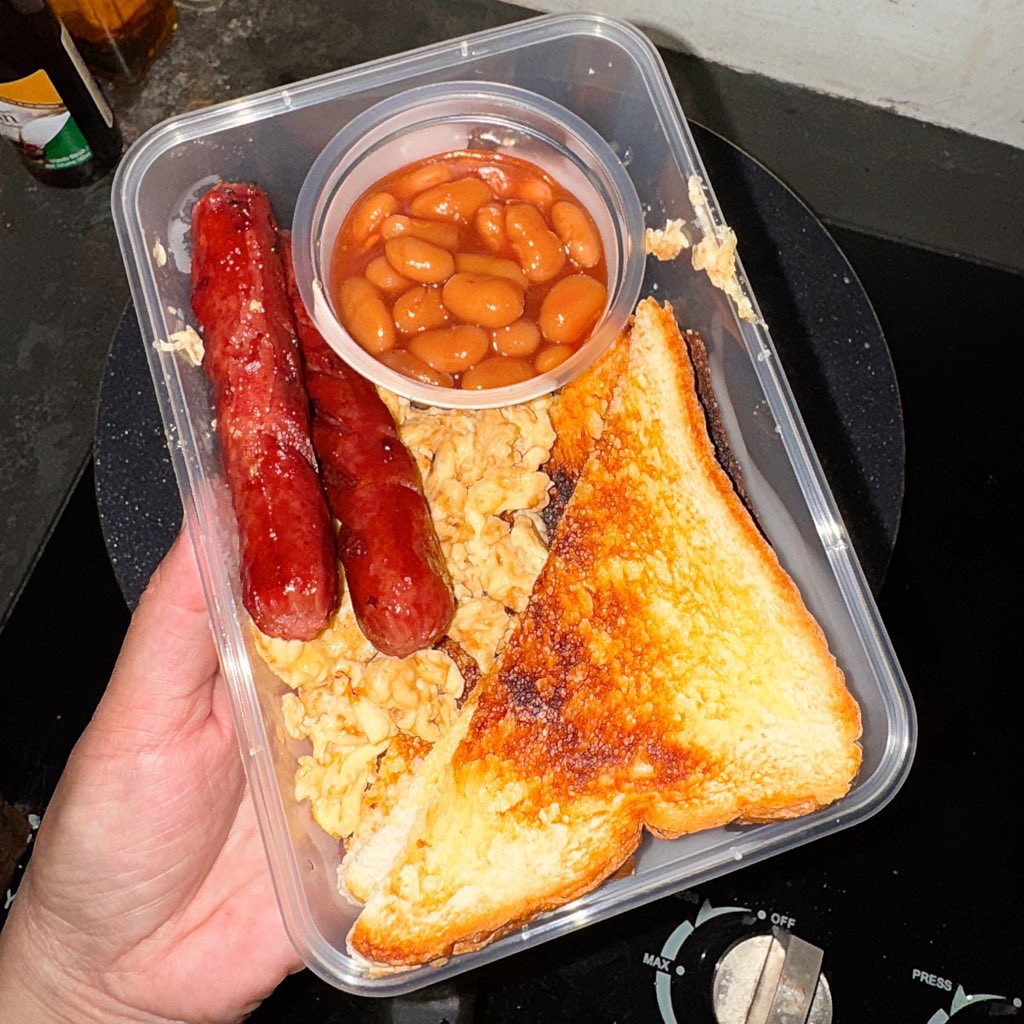 OwToTheZie's tweet photo. Assalamualaikum,

Dah open prder untuk esok (Sabtu).

Nasi Lemak RM3
Sandwich Sardin
Sandwich Telur
English Breakfast

Cookies out of stock sebab Banan ada event.
Sandwich Spicy Tuna Discontinue sebab tak balik modal.

https://t.co/N9GlUCneDv https://t.co/FQzY8XVpYR
