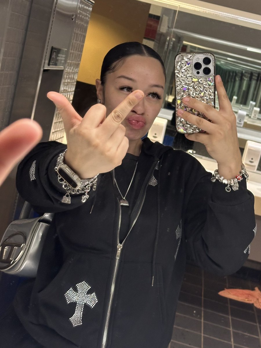 keepinupwmoni's tweet photo. 🖤 https://t.co/GlGBJPk7oj