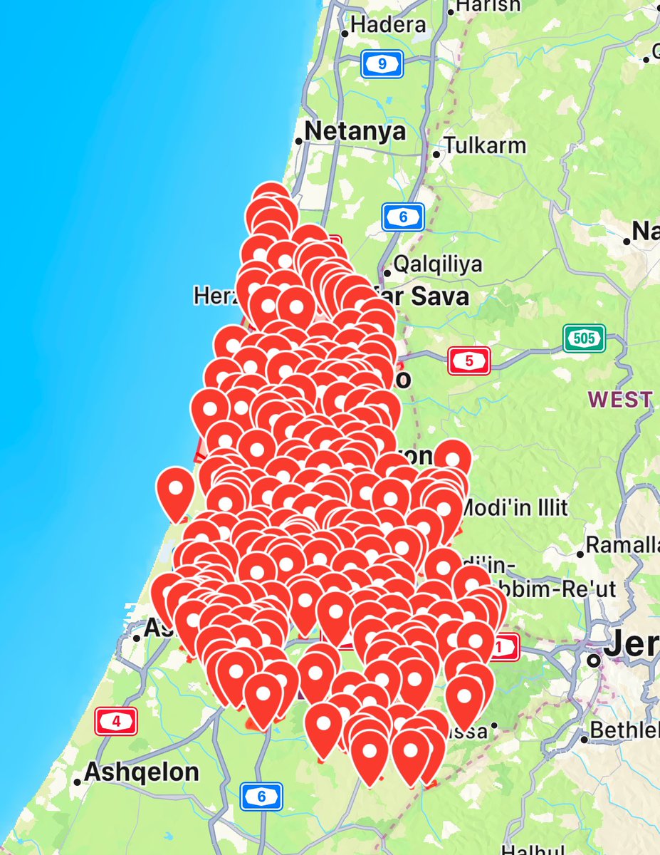 Osint613's tweet image. BREAKING 🚨🚨

Ballistic missile launched at Tel Aviv Israel