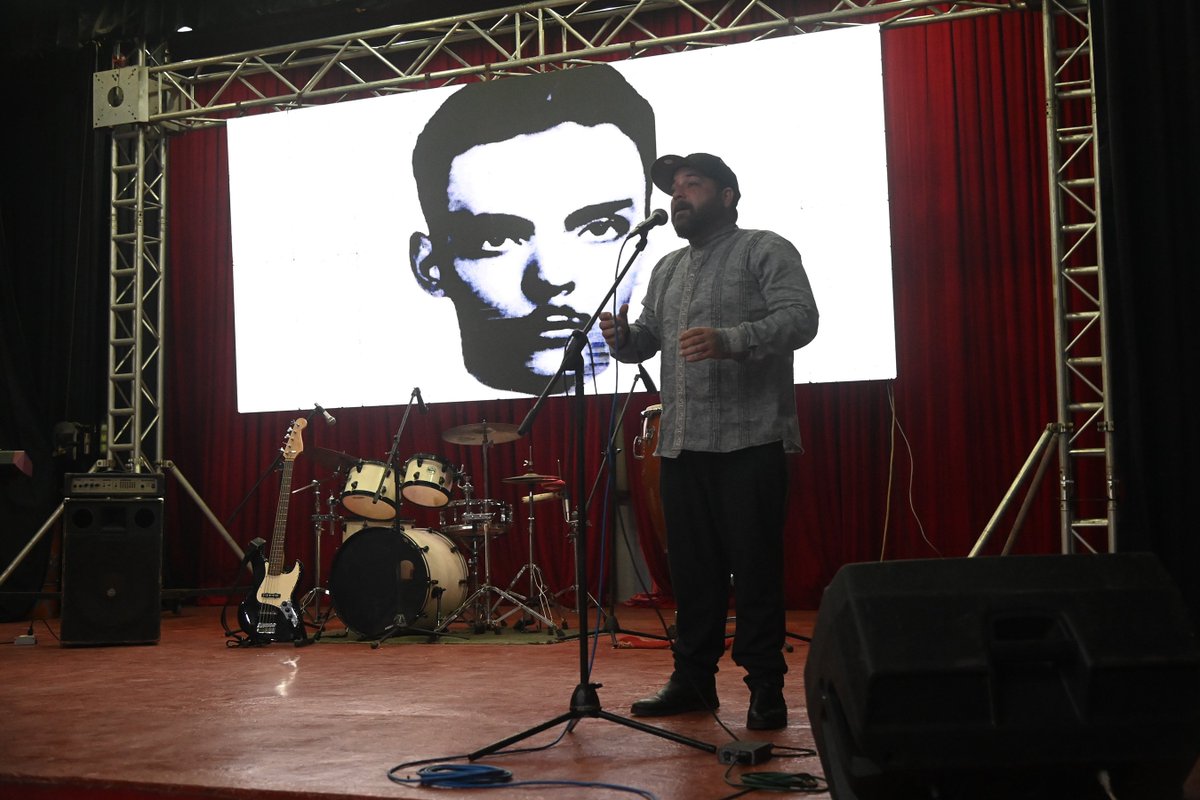 alfonso_noya's tweet photo. #UnidosXCuba🇨🇺: Cuadros y trabajadores del Comité Central del @PartidoPCC  celebraron el aniversario 66 del Triunfo de la Revolución, en acto en @UniversidadPCC  que estuvo encabezado por @DiazCanelB y @DrRobertoMOjeda. https://t.co/5B69qmhsFQ https://t.co/yE1yzLBcEL