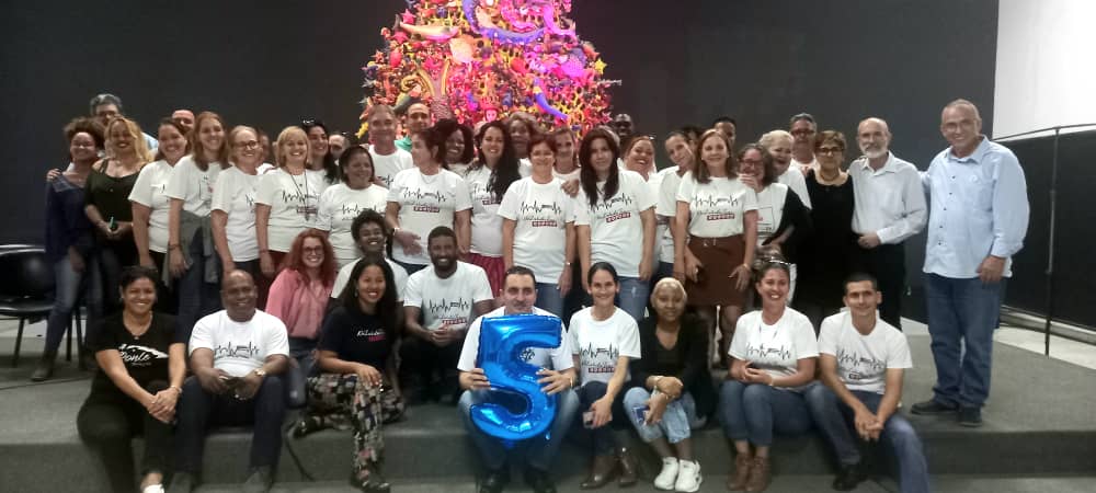 Este 26 de diciembre, celebramos en la <a href="/CasAmericas/">Casa de las Américas</a> los cinco años de la familia #DeZurdaTeam, siempre comprometida con las causas justas, con Cuba y con la Patria Grande nuestroamericana. ¡Felicidades!