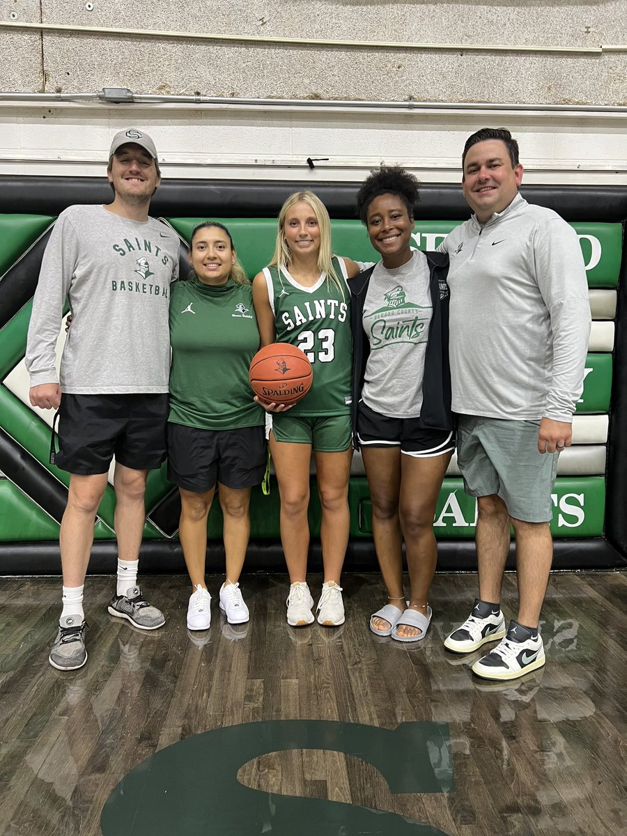 Its official! I’m excited to announce my commitment to Seward! Thank you <a href="/WillMarchino/">Will Marchino</a> for this opportunity and to everyone who helped me get here! 
<a href="/SewardWbb/">SewardWBB</a>