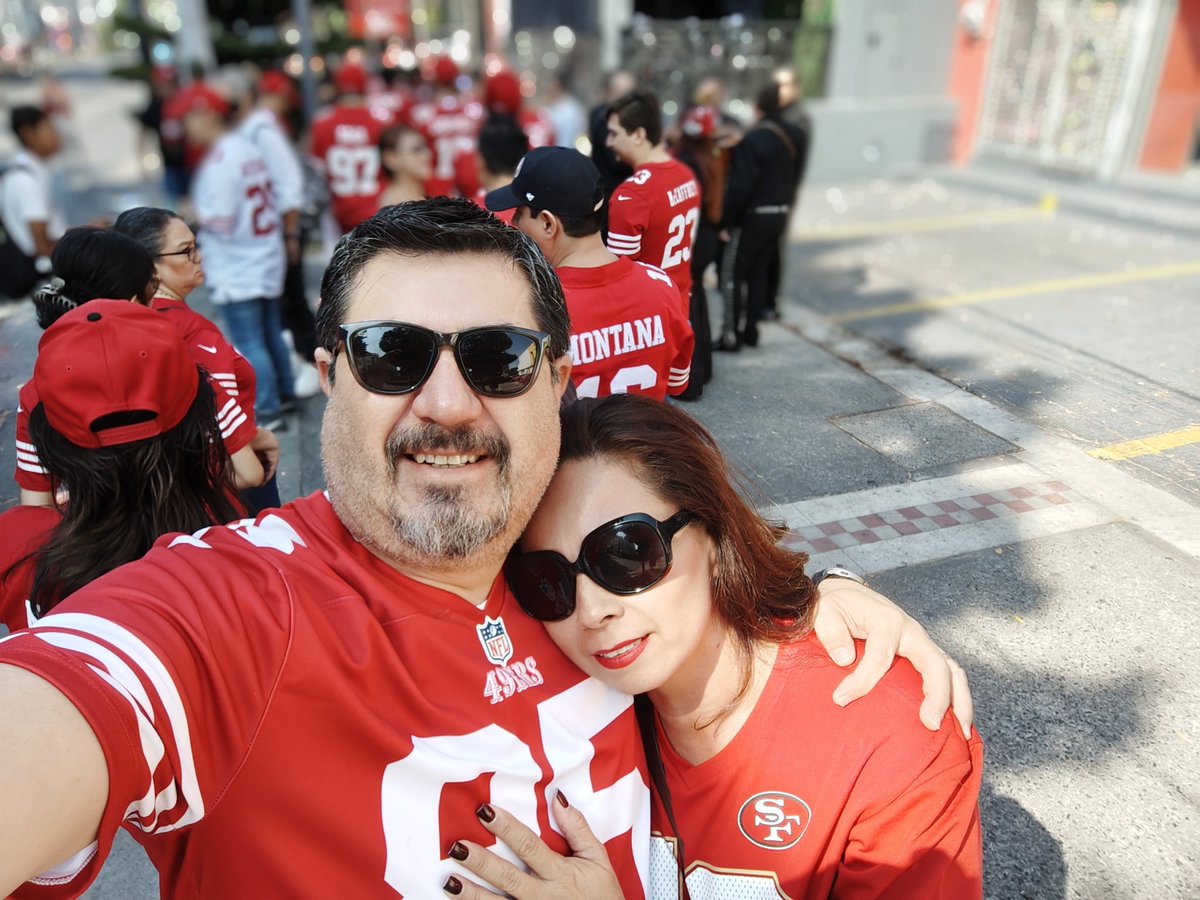 JGUrista's tweet photo. #FoxImpactoNFL @FOXImpactoNFL Cómo dijo Cerati "Me Verás Volver"... welcome back, saludos desde GDL https://t.co/xfvIb7V8X8