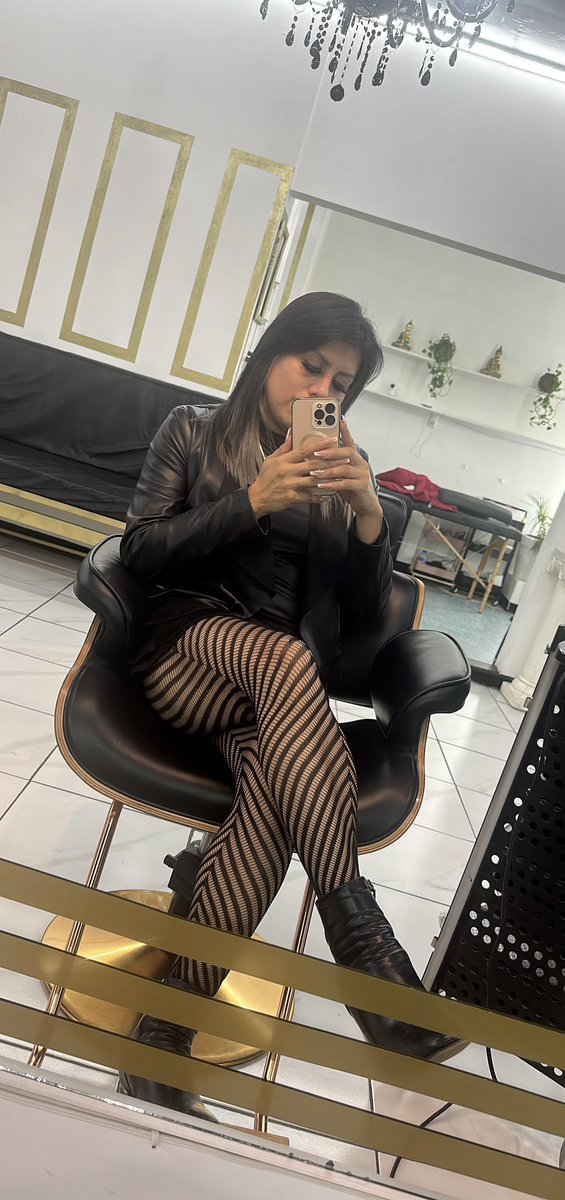 NINAZAVALETA tweet media